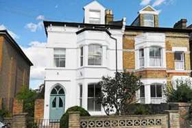 5 bedroom Semi-Detac...